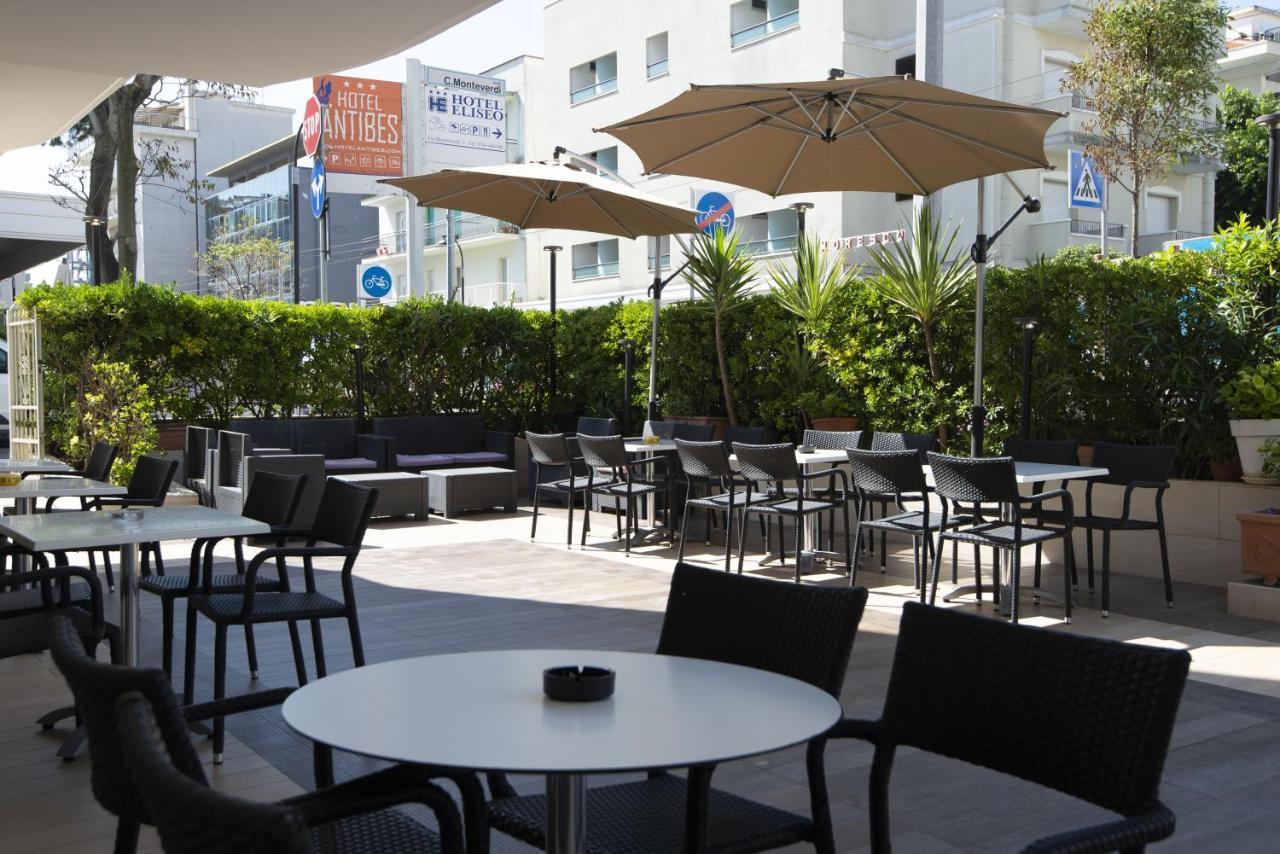 Hotel Imperiale Riccione Esterno foto