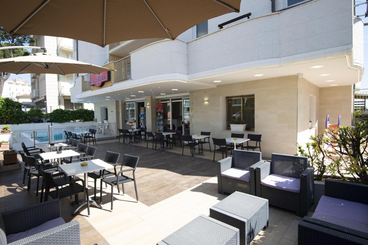 Hotel Imperiale Riccione Esterno foto