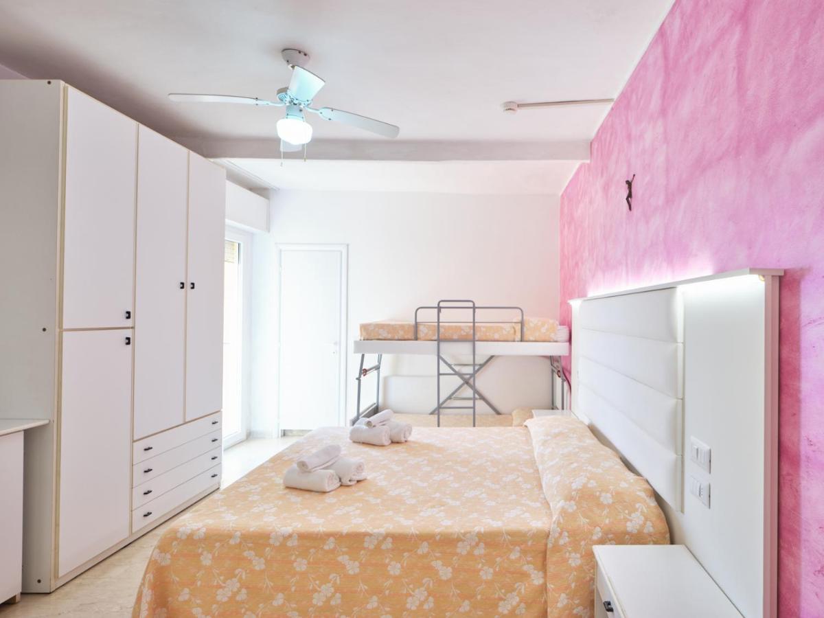 Hotel Imperiale Riccione Esterno foto