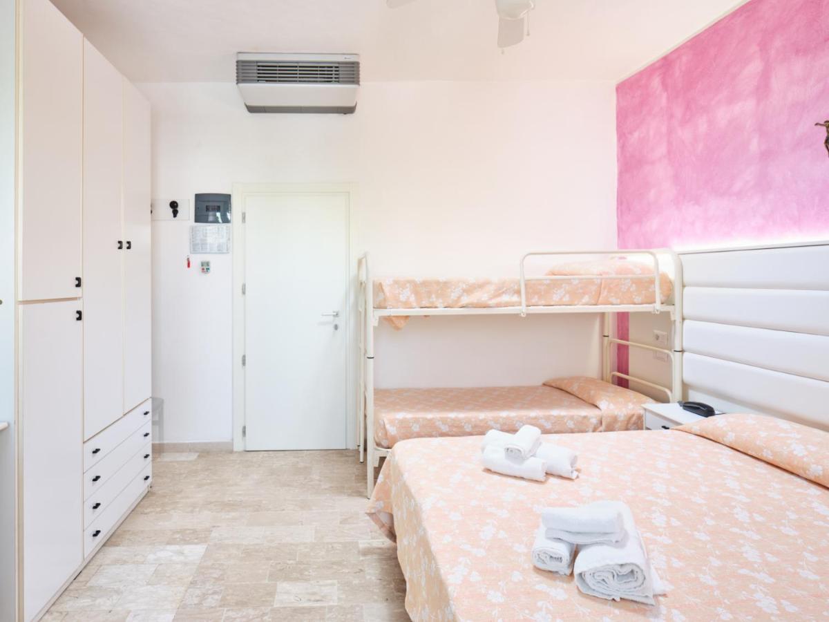 Hotel Imperiale Riccione Esterno foto