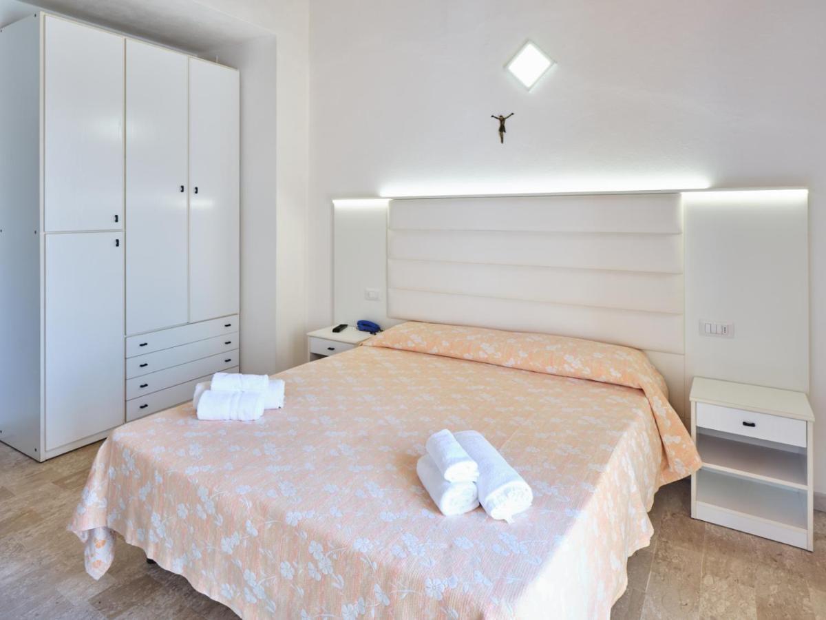 Hotel Imperiale Riccione Esterno foto